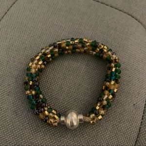 Multicolored beaded bracelet